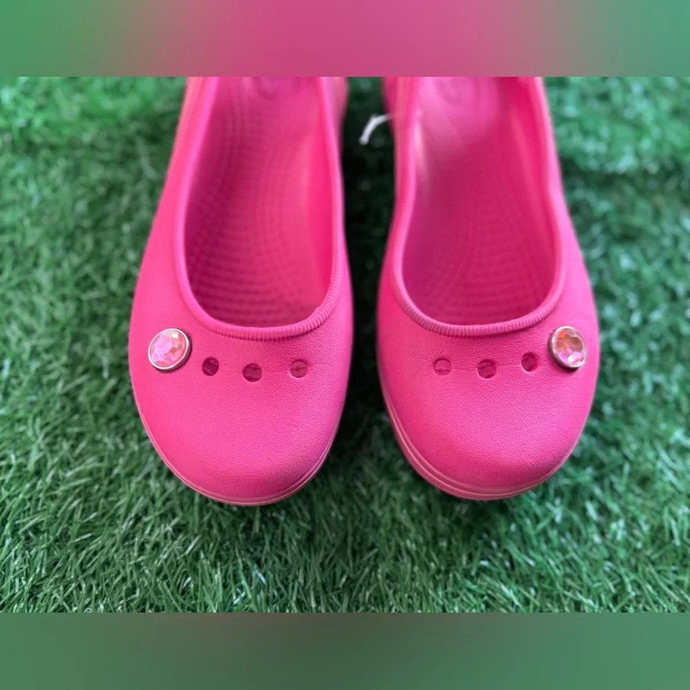 Crocs Kids Vibrant Pink Slip-On Shoes Size J-2‎